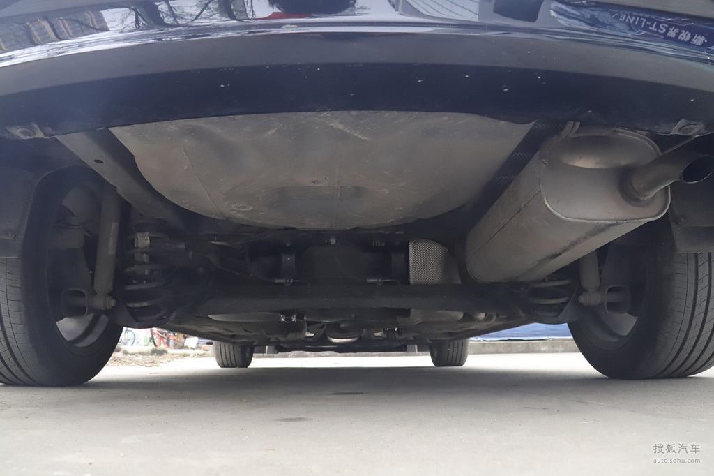 【 福特福睿斯高清图片】_底盘发动机_搜狐汽车网