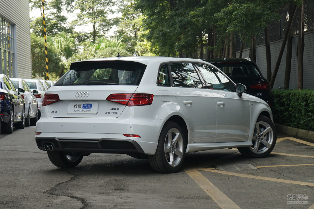 2020款奥迪a3sportbck35tfsi时尚型