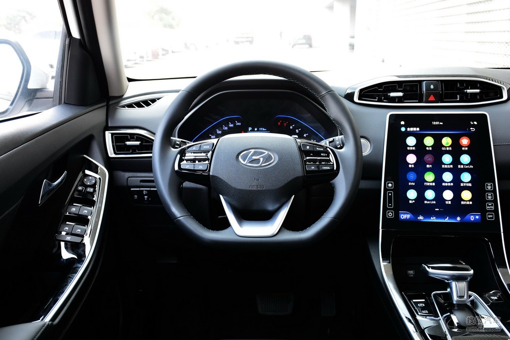 【 现代ix25高清图片】_2020款 1.5l cvt尊贵型_黑色_内饰_搜狐汽车网