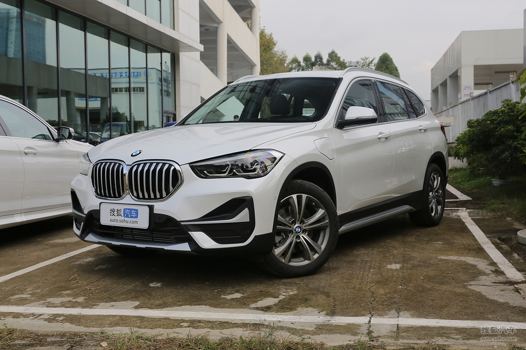 【 宝马x1插电式混合动力高清图片】_2020款 xdrive30le 尊享型_矿石