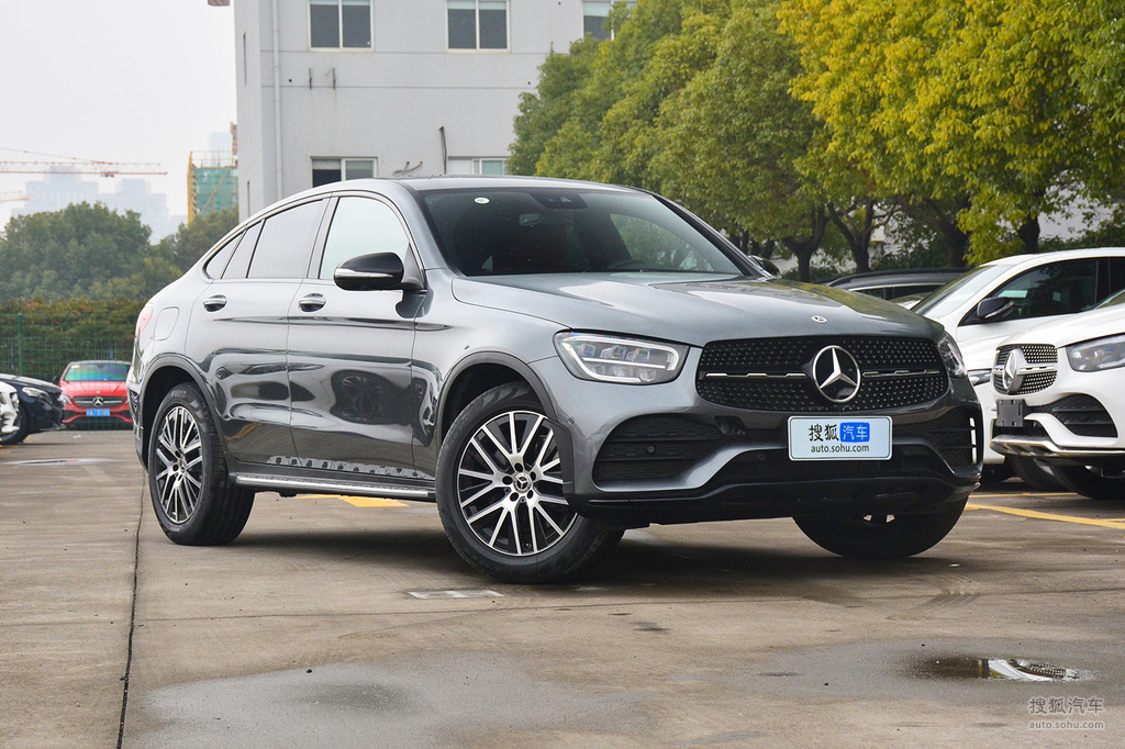 2020款奔驰glc 300 4matic 轿跑suv提示:支持键盘翻页 ←左 右→外观
