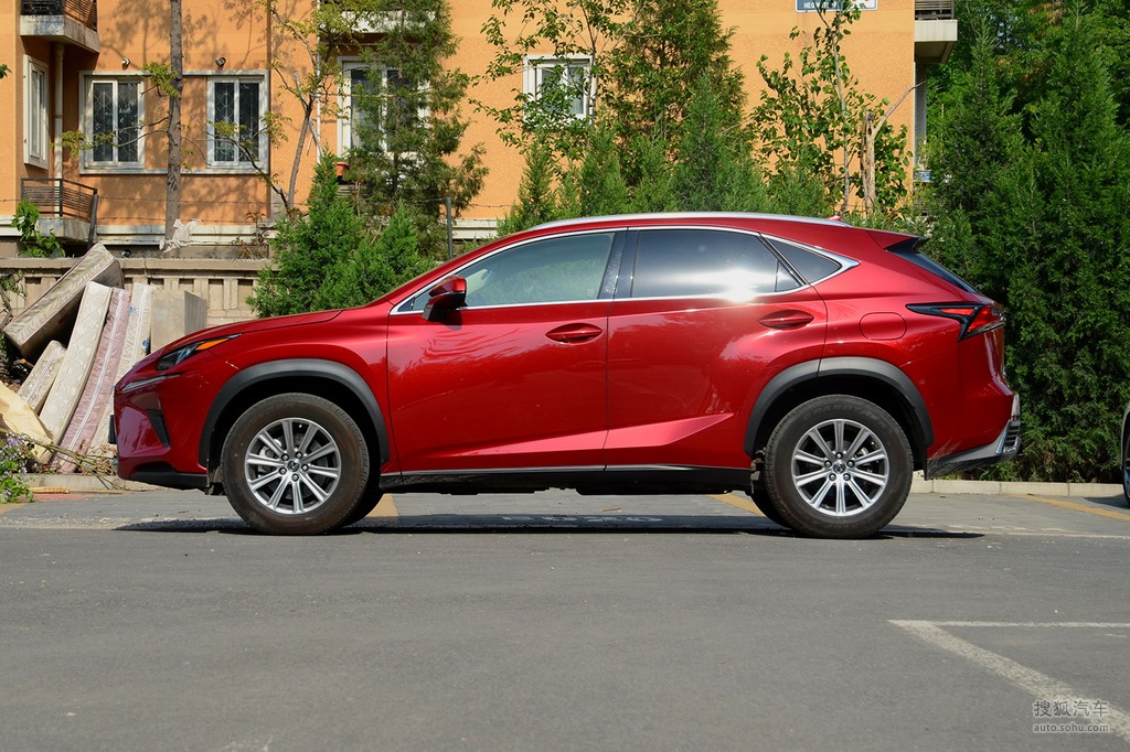 2020雷克萨斯nx200 全驱 锋尚版 国vi - 正侧提示:支持键盘翻页 ←左
