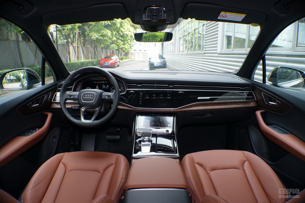 2020款奥迪q755tfsiquattrosline运动型