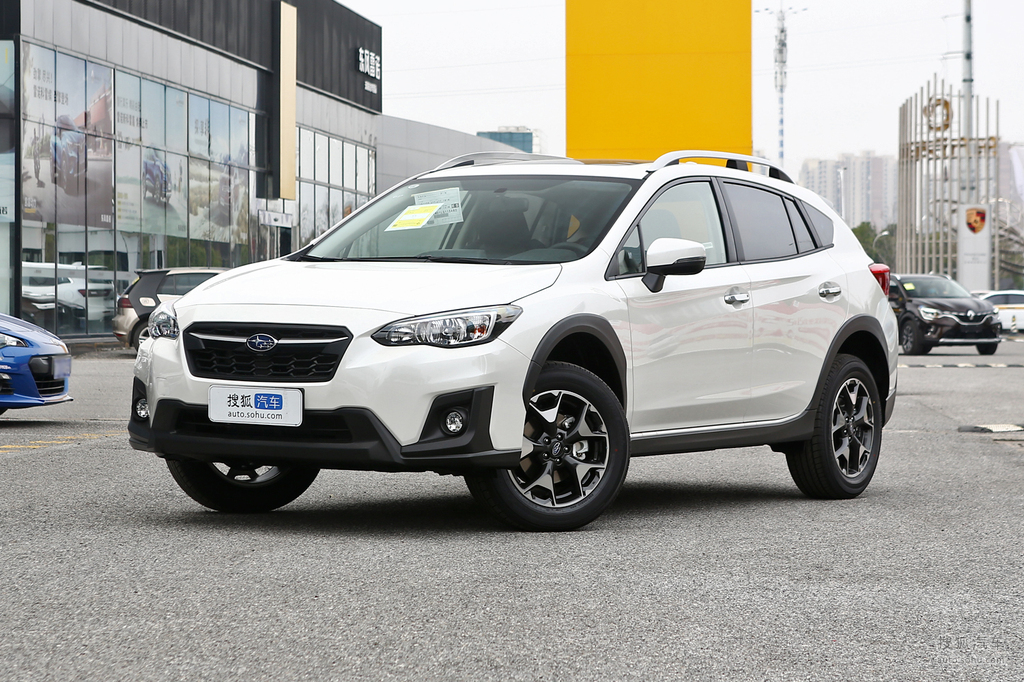 2020款斯巴鲁xv20i全驱精英版