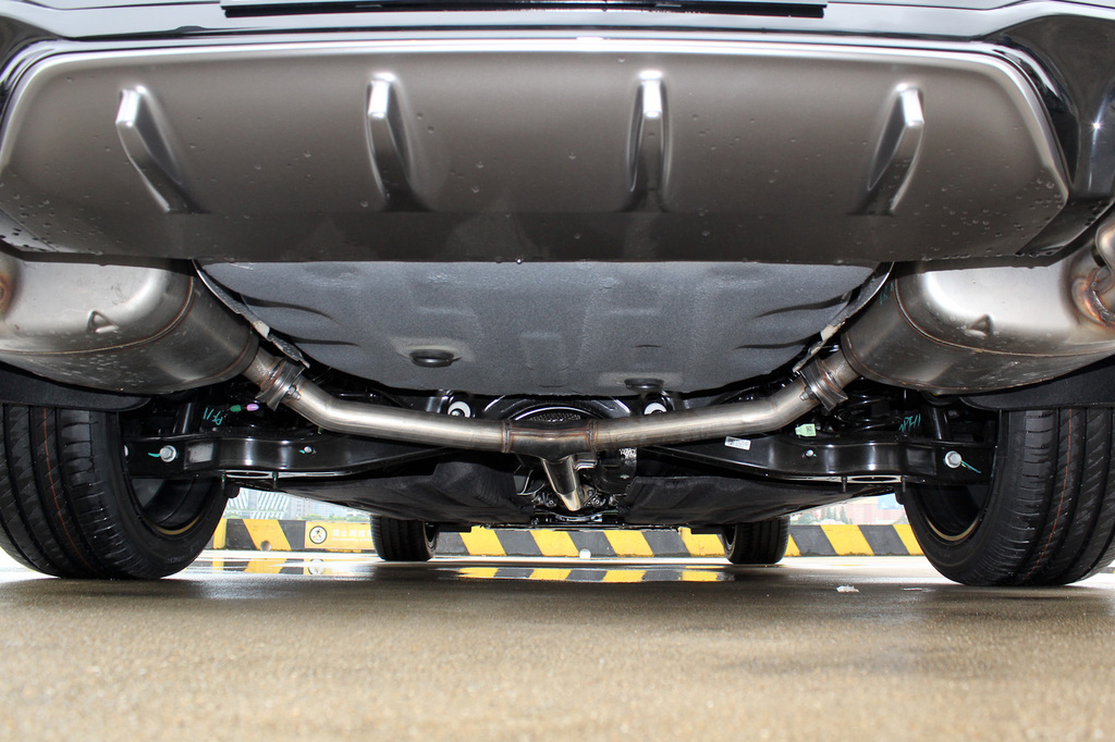 【 起亚k5凯酷高清图片】_底盘发动机_搜狐汽车网