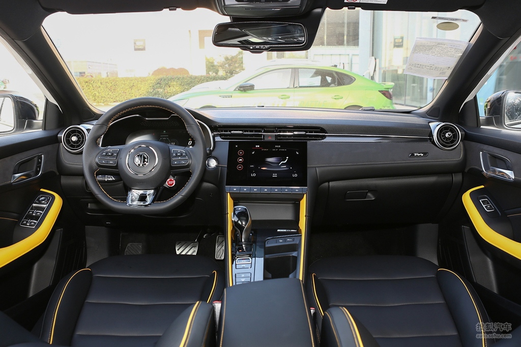 【 mg名爵6 混合动力高清图片】_黑色/trophy炽烈黄_内饰_搜狐汽车网