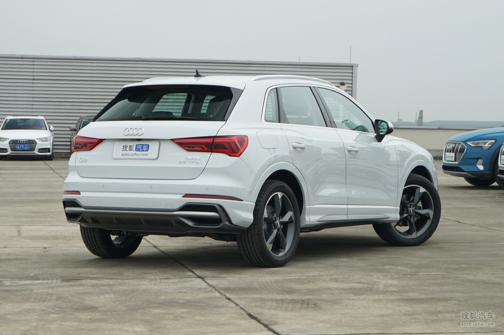 【 奥迪q3高清图片】_2021款 35 tfsi 时尚动感型_冰川白_外观_搜狐