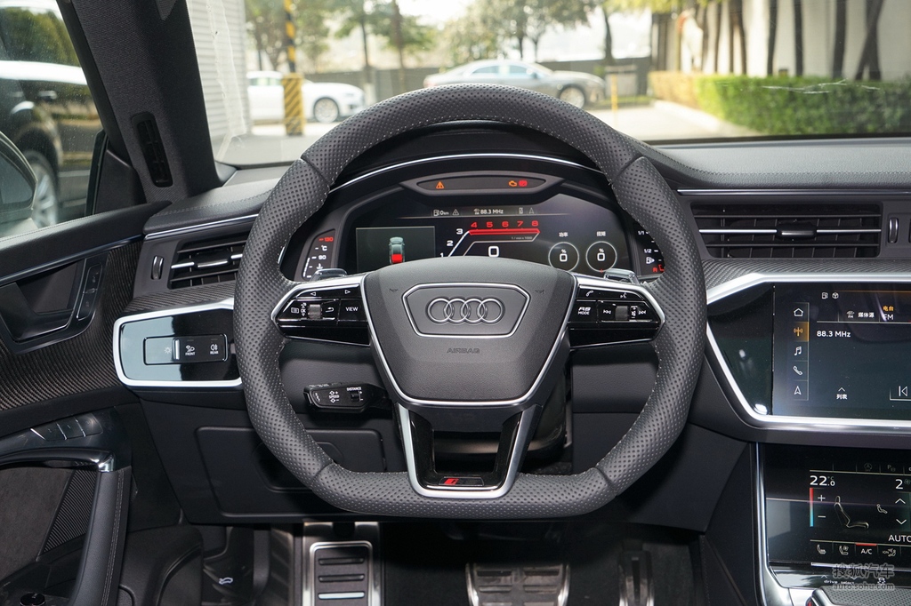 2021款 奥迪rs7 sportback - 方向盘提示:支持键盘翻页 ←左 右→奥迪