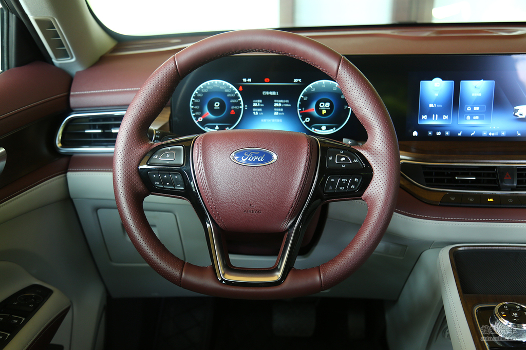 福特领裕高清图片】_2021款 ecoboost 225 尊领型plus_内饰_搜狐汽车