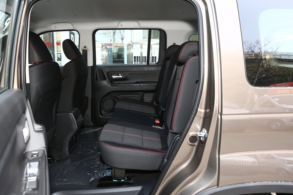 【 长安欧尚长安欧尚x70a高清图片】_空间展示_搜狐汽车网