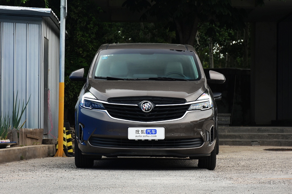 2021款别克gl8陆上公务舱652t尊贵型