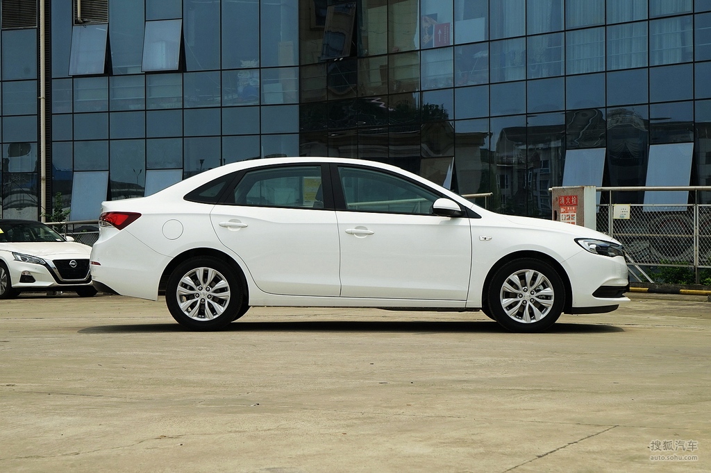 【 别克英朗高清图片】_雪域白_外观_搜狐汽车网