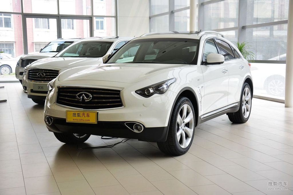 搜狐汽车>图库>英菲尼迪>英菲尼迪(进口)>qx70>2013款英菲尼迪qx70 3.