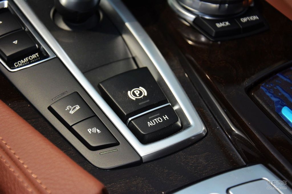 2014款宝马528li xdrive领先型 - 手刹提示:支持键盘翻页 ←左 右→黄