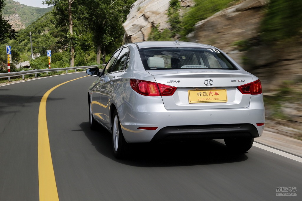 【 北汽绅宝d50高清图片】_绅宝d50手动挡深度评测_搜狐汽车网