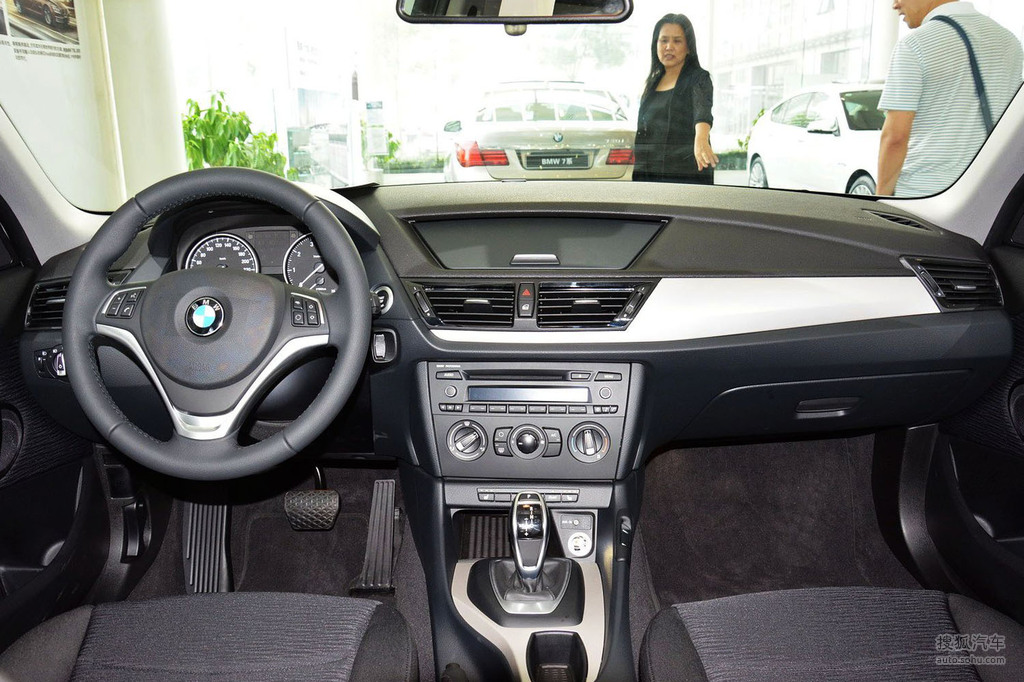 2014款宝马x1sdrive18i时尚型
