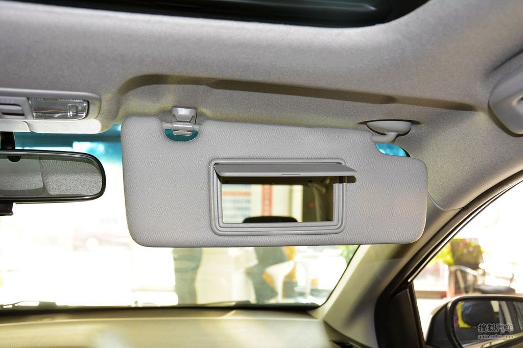 2015款本田凌派18l自动豪华版遮阳板提示支持键盘翻页左右