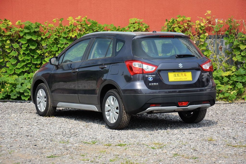 【 铃木锋驭高清图片】_晶岩灰_外观_搜狐汽车网