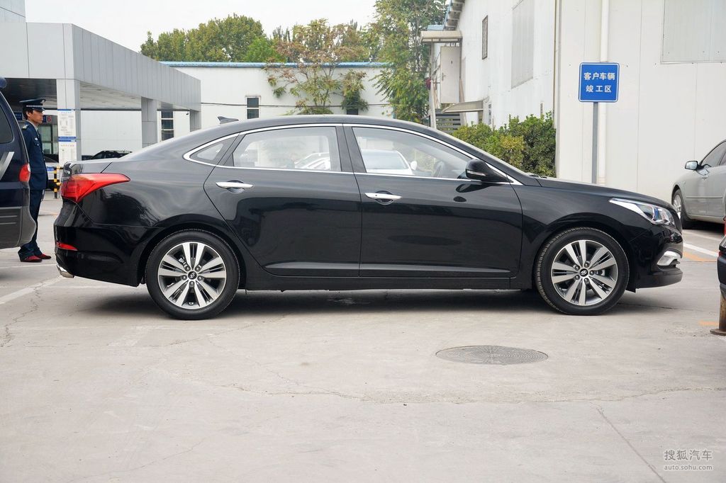 【 现代名图高清图片】_幻影黑_外观_搜狐汽车网