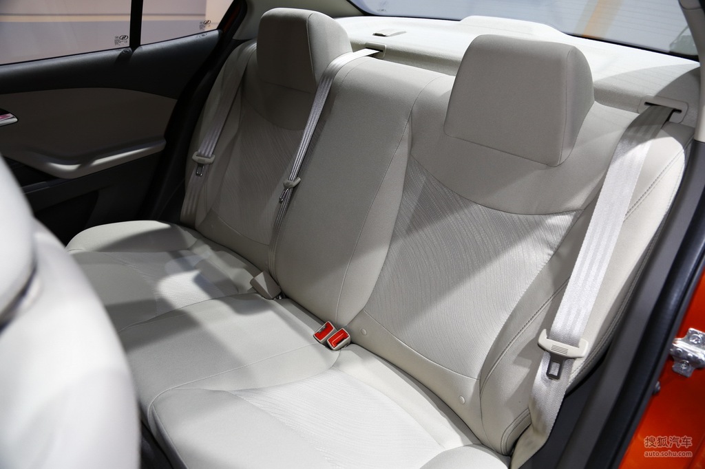 雪佛兰赛欧三厢