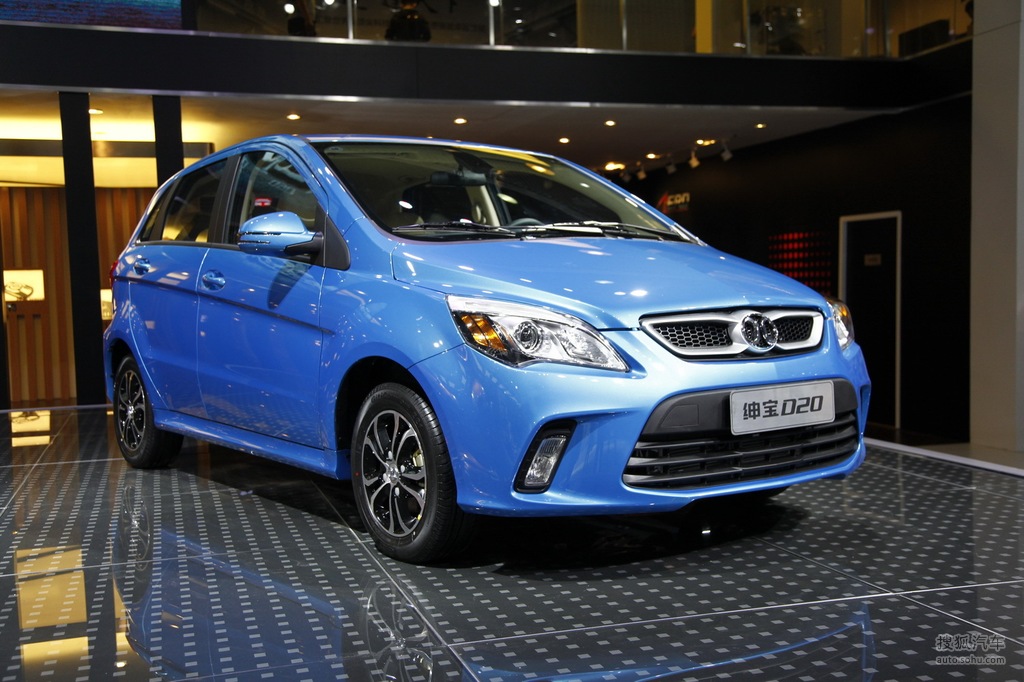 北汽绅宝d20 两厢
