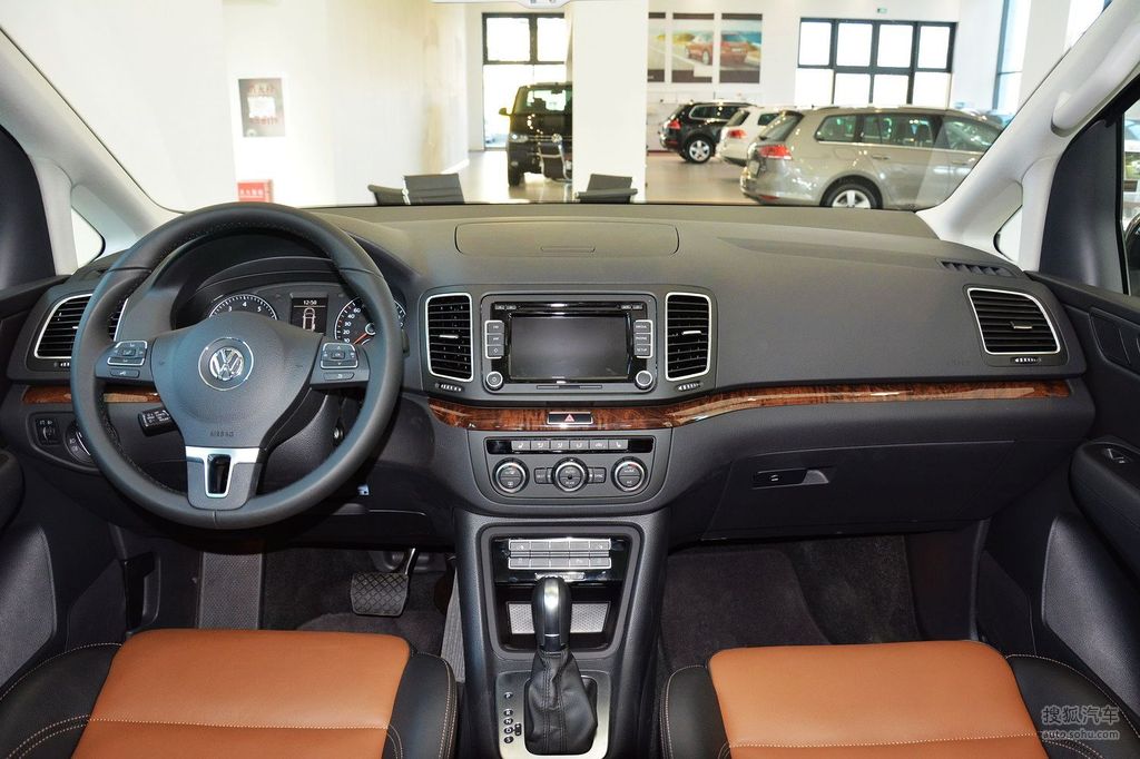 【 大众夏朗高清图片】_钛钨黑_内饰_搜狐汽车网