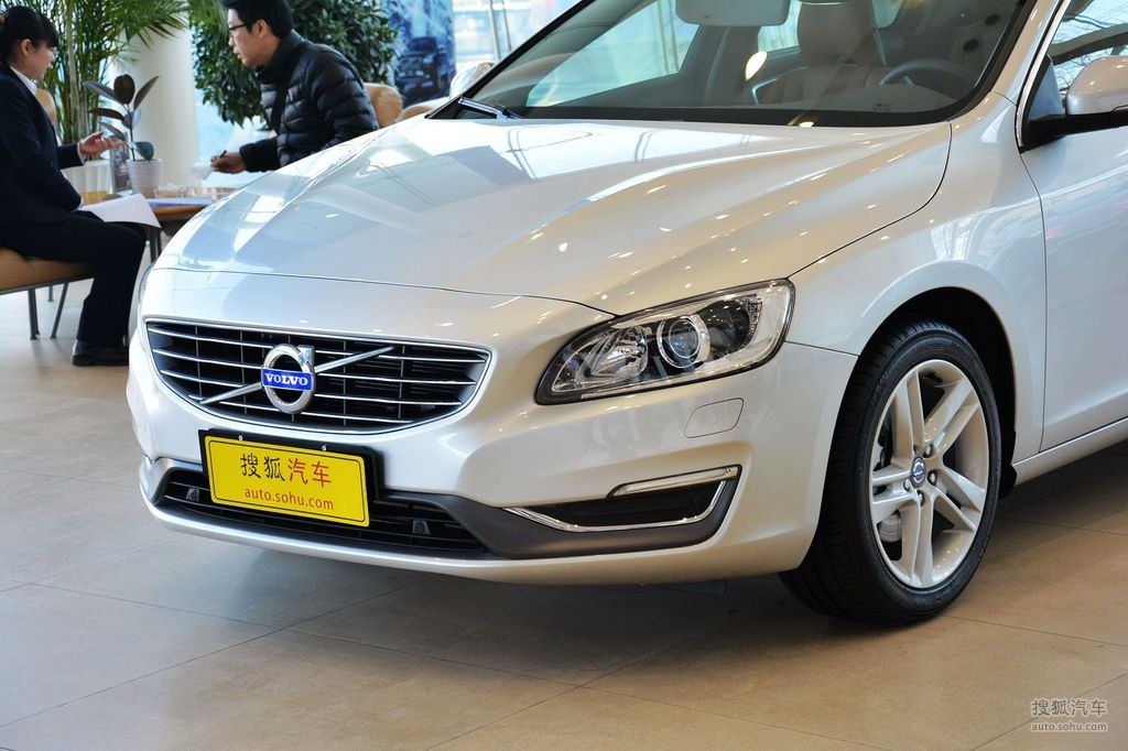 【 沃尔沃s60l高清图片】_电银色金属漆_外观_搜狐汽车网