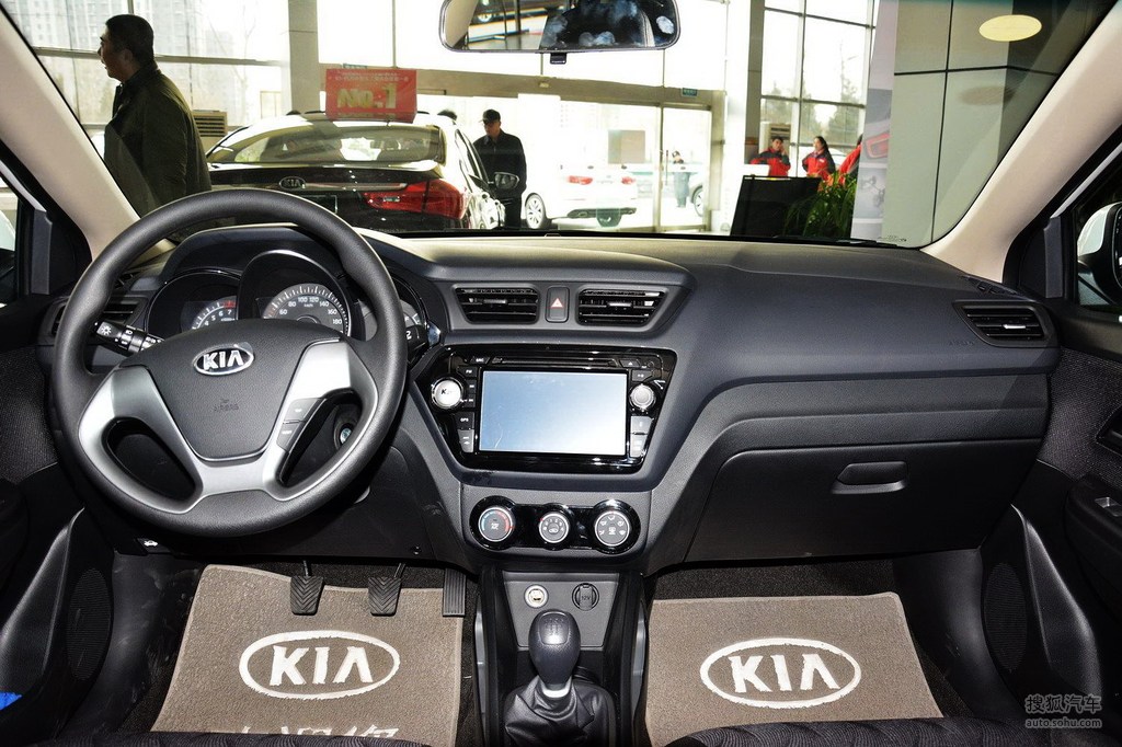 【 起亚k2三厢高清图片】_2015款 1.