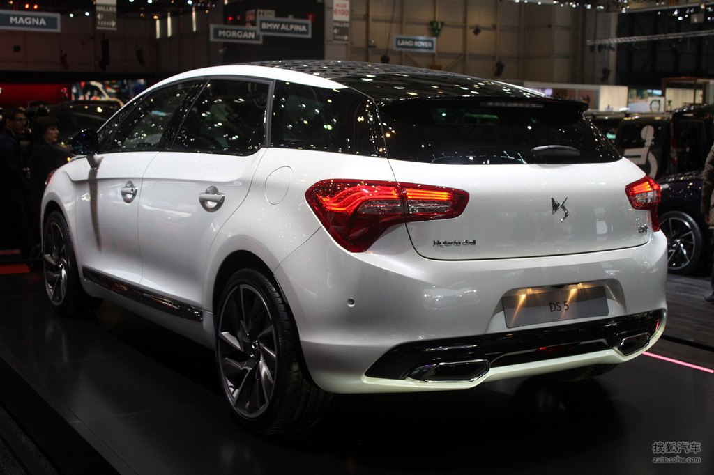 ds5 日内瓦车展实拍     提示:支持键盘翻页 &larr;左 右&rarr