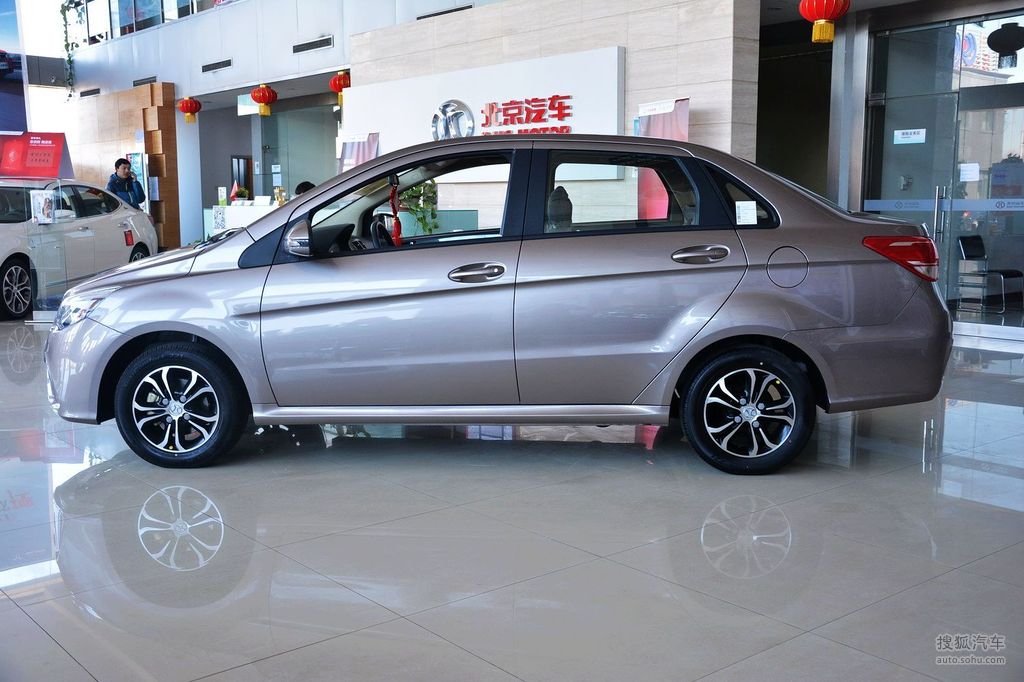 【 北汽绅宝d20 三厢高清图片】_2015款绅宝d20三厢1.