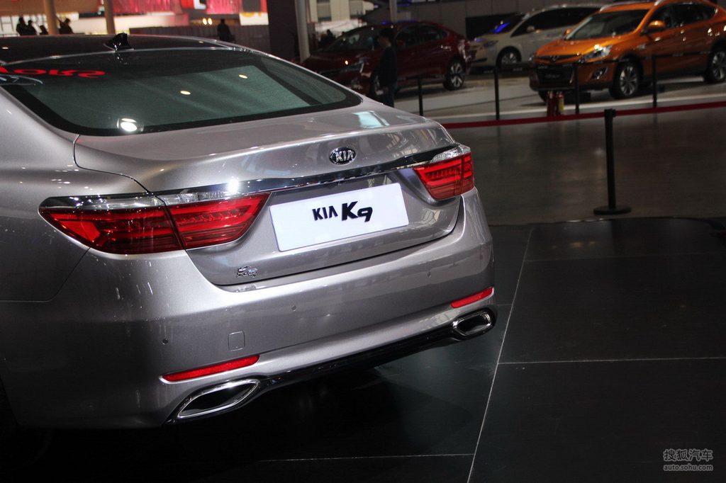 起亚k9图片及价格(起亚k9新车报价2020款)