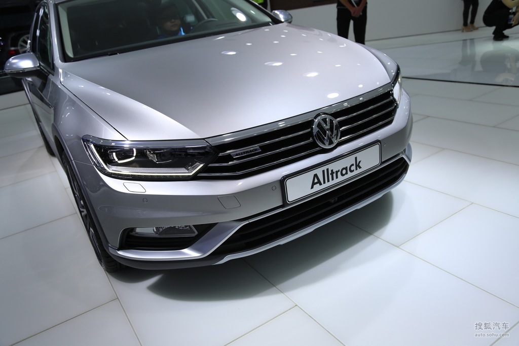 全新大众迈腾alltrack 上海车展实拍     提示:支持键盘翻页 &larr;左