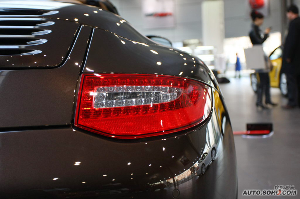 【 保时捷911高清图片】_干邑色_外观_搜狐汽车网