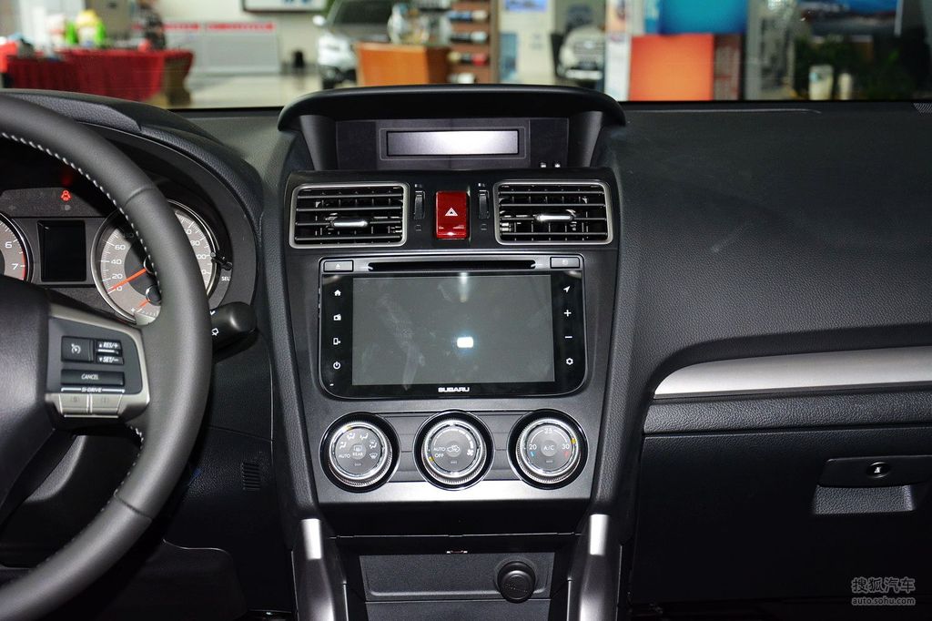 2015款斯巴鲁森林人2.0i特装纪念版