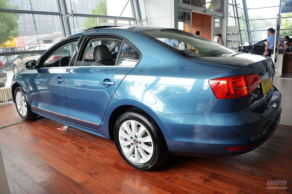 【 大众速腾高清图片】_孔雀蓝_外观_搜狐汽车网