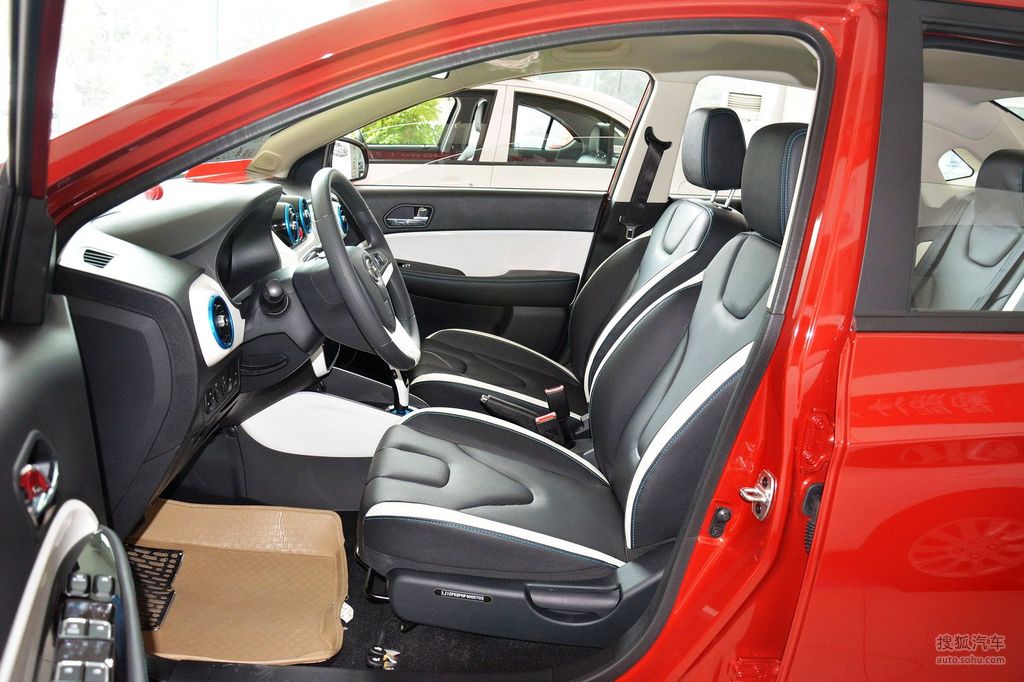 【 江淮iev高清图片】_2015款 iev5_黑米_内饰_搜狐汽车网