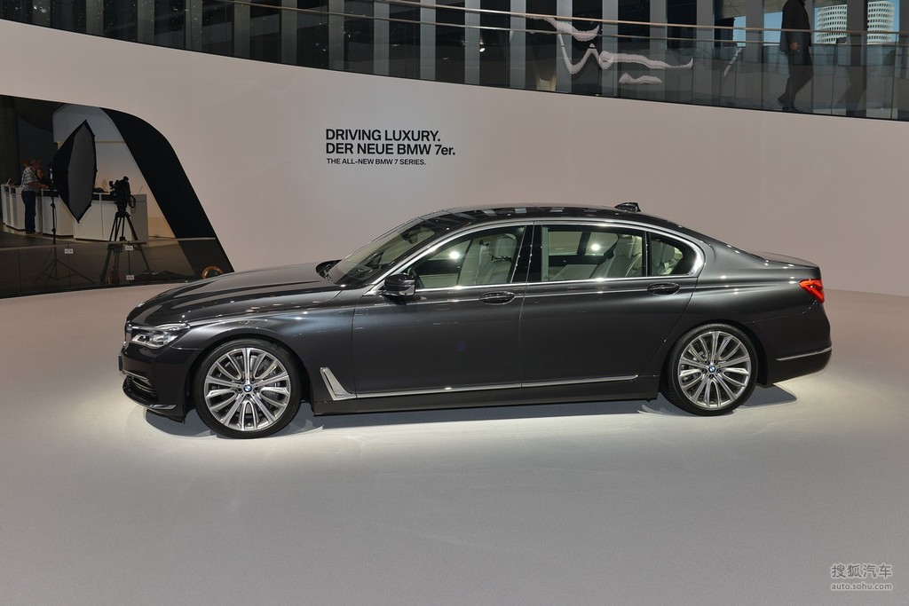 【 宝马7系高清图片】_宝马7系 法兰克福车展实拍_搜狐汽车网