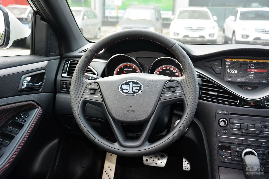 【 奔腾b70高清图片】_黑/米_内饰_搜狐汽车网