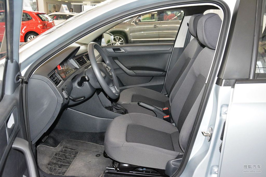 【 大众新桑塔纳高清图片】_深色内饰_内饰_搜狐汽车网