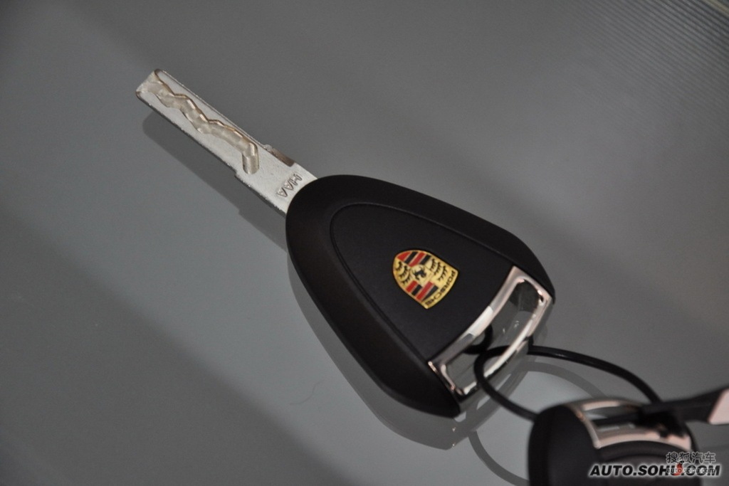 【 保时捷911高清图片】_深灰色真皮_内饰_搜狐汽车网