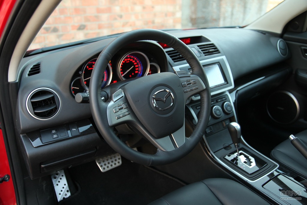 【 马自达睿翼轿跑车高清图片】_内饰_搜狐汽车网
