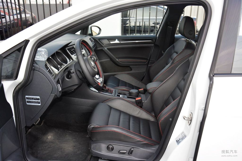 【 大众高尔夫gti高清图片】_黑色_内饰_搜狐汽车网