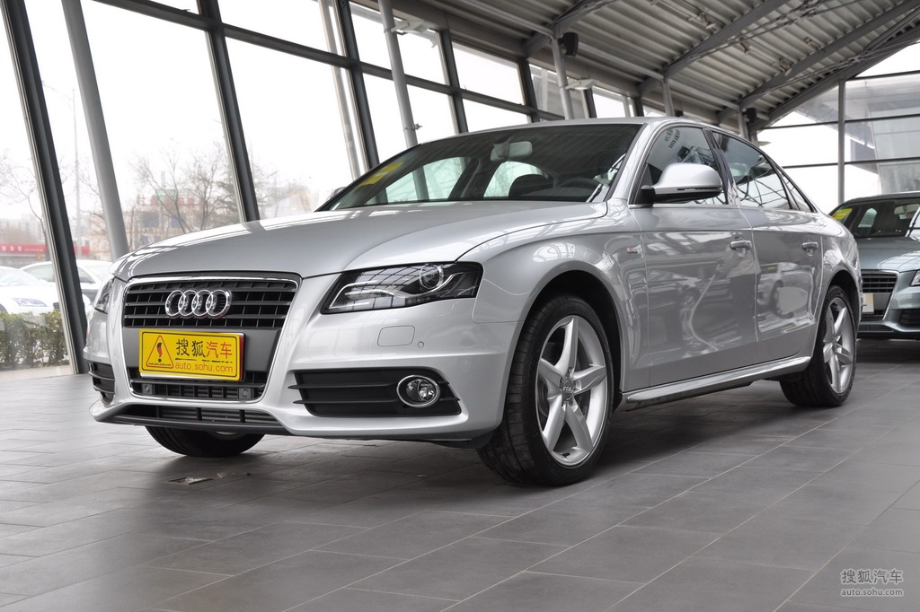 搜狐汽车>图库>奥迪>一汽奥迪>a4l>奥迪a4l 2.
