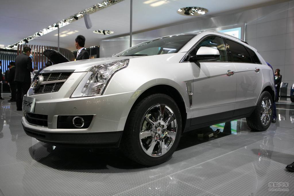 凯迪拉克srx4车展实拍