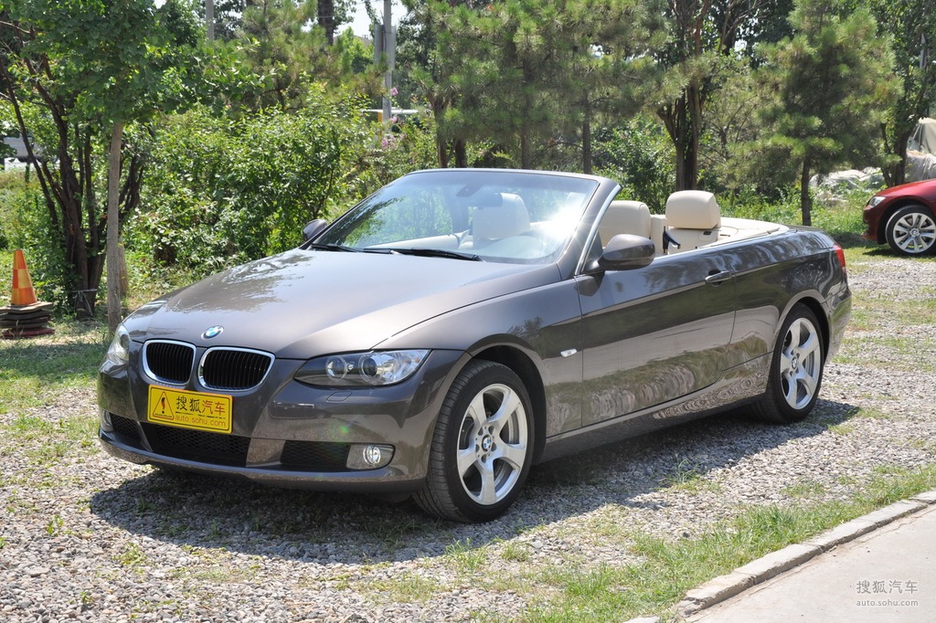 2011款宝马320i敞篷版     提示:支持键盘翻页 &larr;左 右&rarr