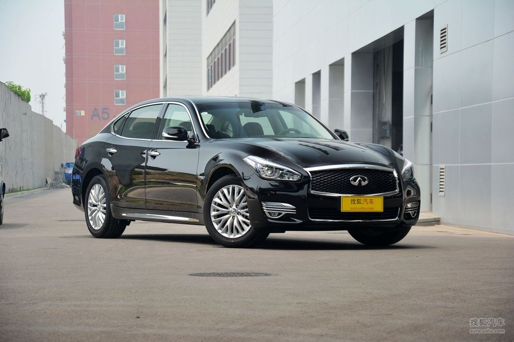 英菲尼迪q70 hybrid