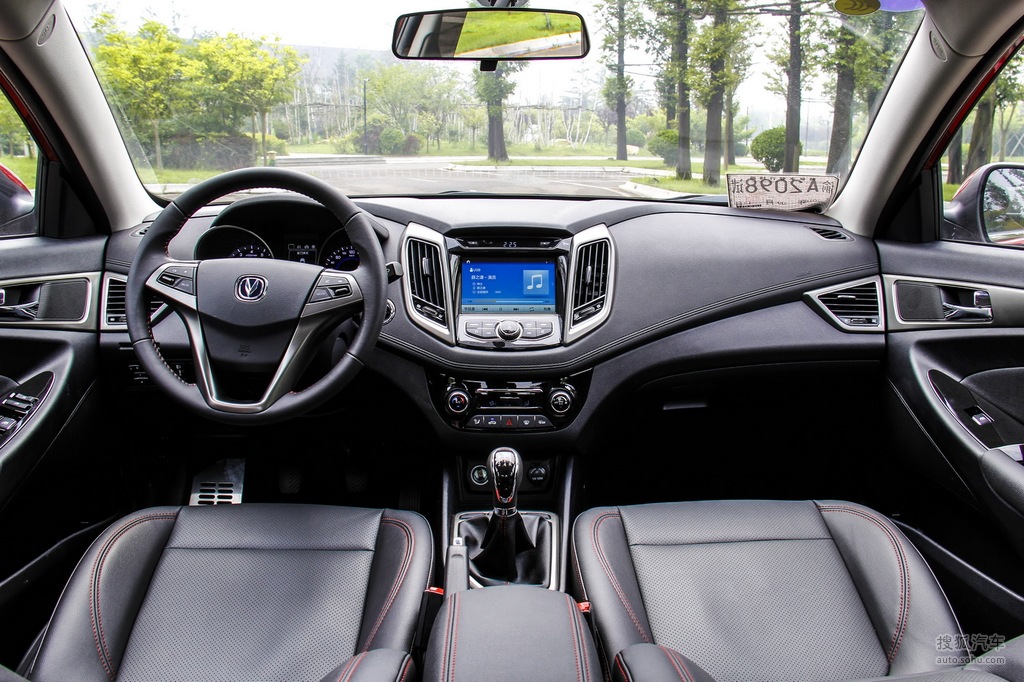 6l gdi 手动劲锐型_深色内饰_内饰_搜狐汽车网