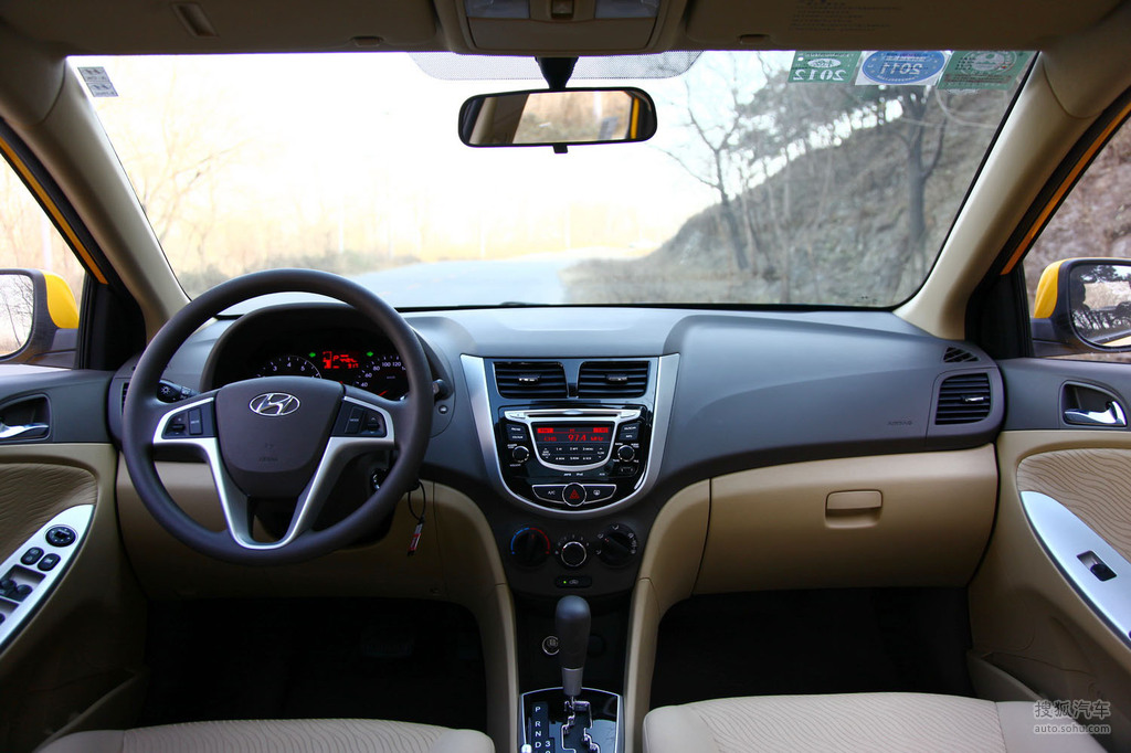 4l 自动豪华型gls _双色内饰_内饰_搜狐汽车网