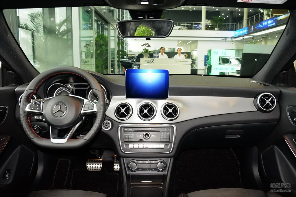 【 奔驰cla级高清图片】_黑色_内饰_搜狐汽车网