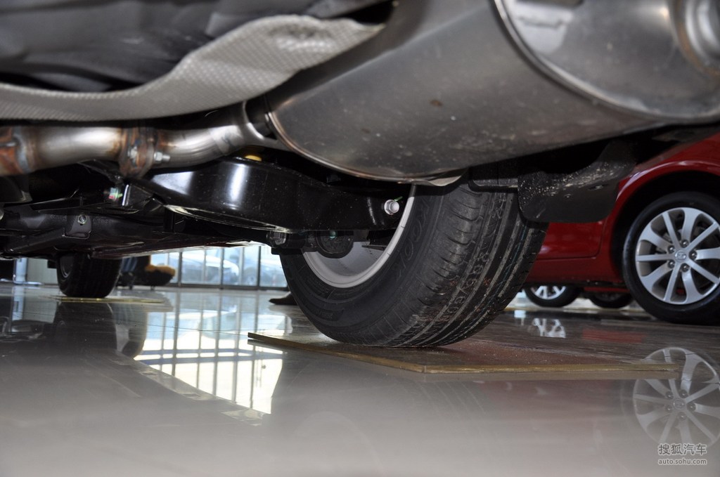 【 马自达睿翼高清图片】_底盘发动机_搜狐汽车网